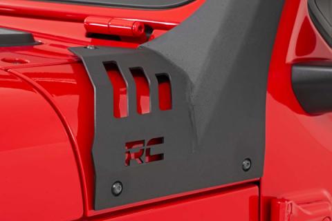 Jeep 50-Inch Straight LED Light Bar Upper Windshield Kit w/ Single-Row Black Series LED 20-Up Gladiator JT 18-20 Wrangler JL Rough Country