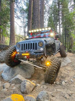 Dana 60 Kingpin Steerable Knuckle Pod Light Mounts for High Steer-High Steer Arms W/Studs GateKeeper Off-Road