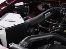 Closed Box Air Intake w/Pro 5 Filter 99-04 Toyota 4Runner/Tacoma/Tundra Volant