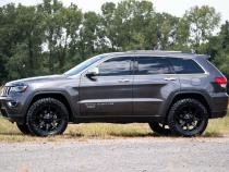 2.5 Inch Lift Kit N3 Struts 16-20 Jeep Grand Cherokee 4WD Rough Country